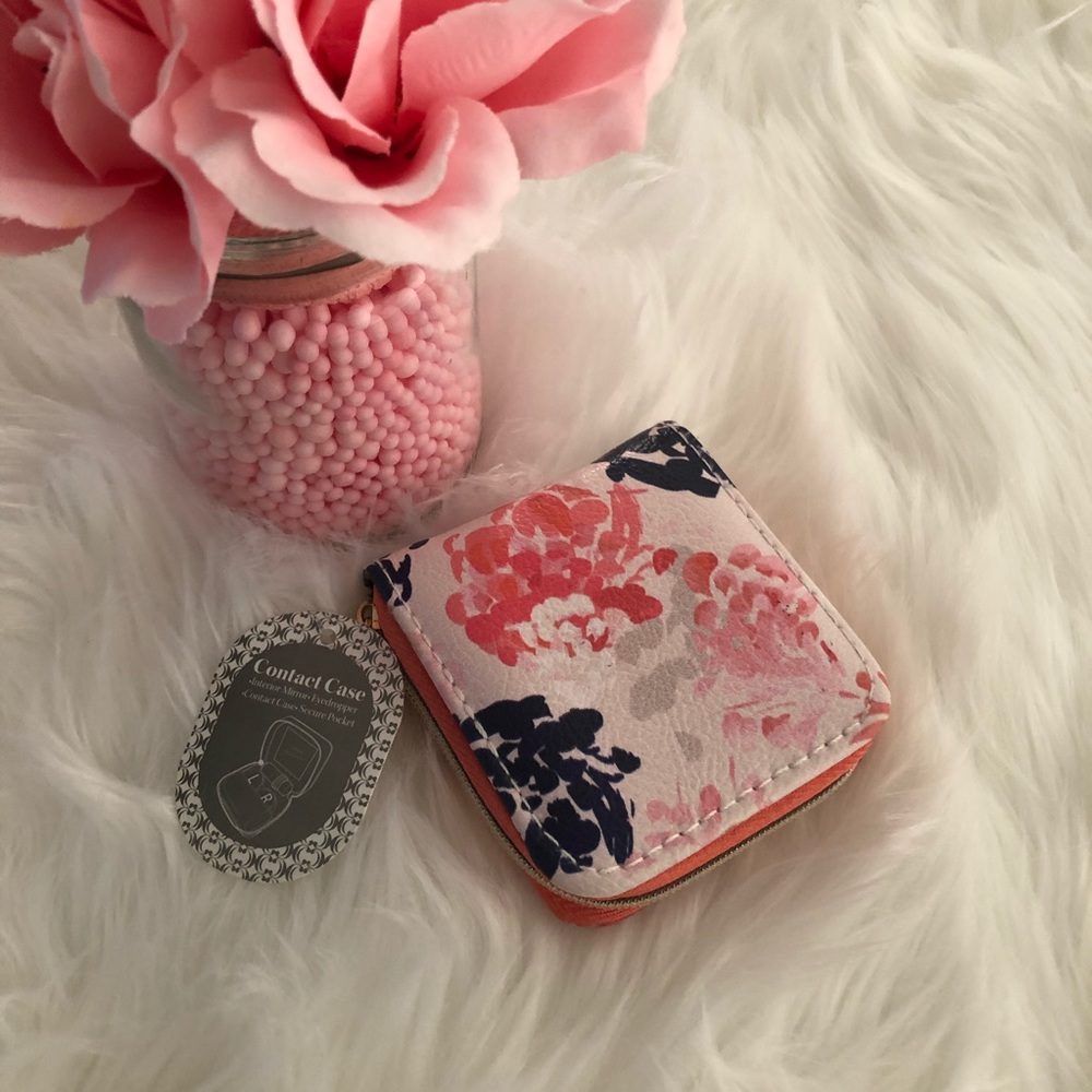 Contact Lens Travel Case